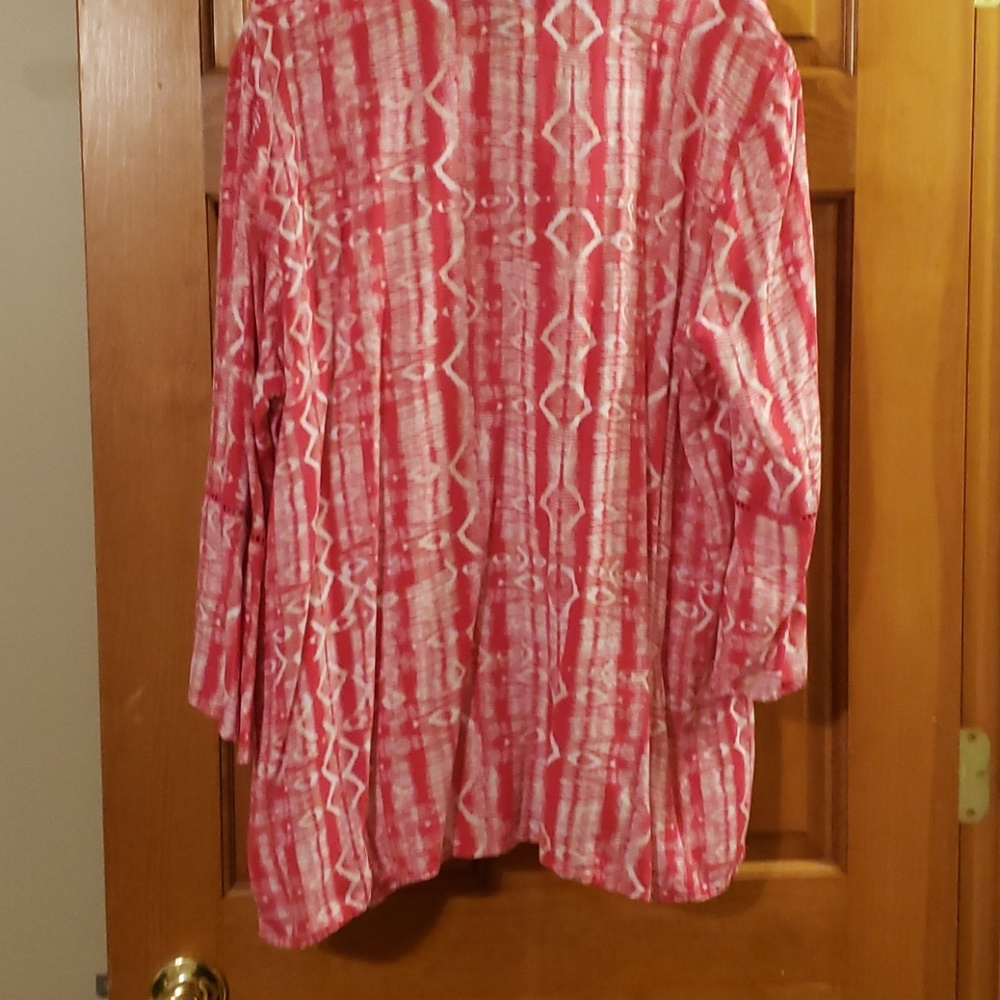 Fuscia tunic - Picture 2 of 5